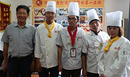 热烈祝贺顶正2013年5月25日学员学成毕业