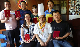 热烈祝贺顶正2013年5月23日学员学成毕业