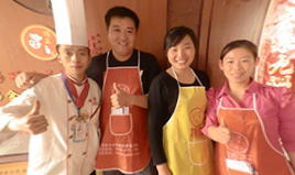热烈祝贺顶正2013年5月21日学员学成毕业